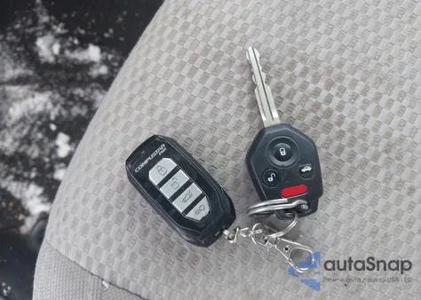 2015 Subaru Forester 2.5I Premium из США, поврежденный, VIN JF2SJADC2FH424324